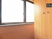 Stanza in affitto in appartamento con 4 camere da letto...