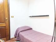 Stanza in affitto in appartamento con 6 camere da letto,...