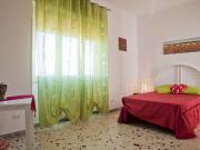 Stanza in appartamento condiviso in affitto a Massimina...