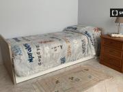 Stanza in appartamento con 3 stanze da letto a Torino