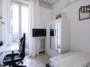 Stanza in appartamento condiviso, Isola, Milano