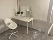 Stanza in appartamento con 8 camere da letto in affitto...