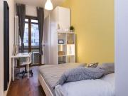 Stanza in appartamento condiviso con 4 camere da letto...