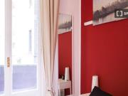 Stanza in appartamento condiviso con 4 camere da letto...