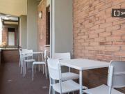 Stanza in appartamento condiviso con 5 camere da letto...