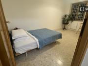 Stanza in appartamento condiviso in affitto a Casal...