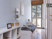 Stanza in appartamento condiviso in affitto a Malpighi,...