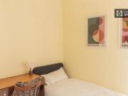 Stanza in appartamento condiviso in affitto a Monteverde...