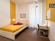 Stanza in appartamento condiviso in affitto, Porta...