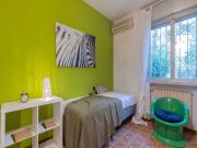 Stanza in appartamento in affitto a Bologna