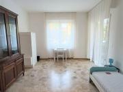 Stanza in appartamento in affitto a Brescia