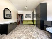 Stanza in appartamento in affitto a Caserta