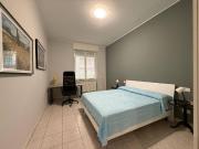 Stanza in appartamento in affitto a Milano