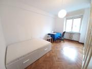 Stanza in appartamento in affitto a Milano