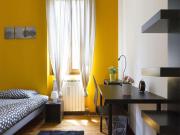 Stanza in appartamento in affitto a Milano
