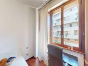 Stanza in appartamento in affitto a Milano