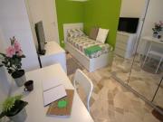 Stanza in appartamento in affitto a Milano