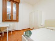 Stanza in appartamento in affitto a Milano