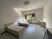 Stanza in appartamento in affitto a Modena