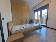 Stanza in appartamento in affitto a Monza