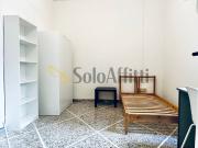 Stanza in appartamento in affitto a Pisa