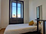 Stanza in un appartamento condiviso con 7 camere da...