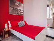 Stanza in Via Salvatore Barzilai