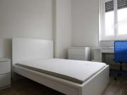 Stanza in Via Vincenzo Giordano Orsini