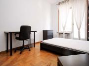 Stanza in Viale Campania