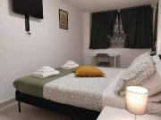 Stanza in villa in affitto a Roma