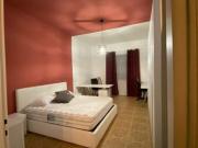 STANZA PER STUDENTESSA