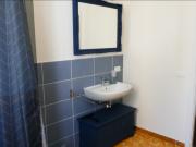 Stanza singola in appartamento con 3 camere da letto