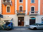 Stanza singola matrimoniale in appartamento ristrutturato