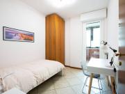 Stanza in appartamento in affitto a Verona