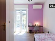 Stanze in affitto in appartamento con 3 camere da letto...