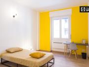 Stanze in affitto in appartamento con 3 camere da letto...