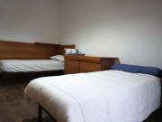 Stanze in affitto in appartamento con 3 camere da letto,...