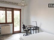 Stanza in appartamento condiviso in affitto a Villaggio...