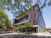 Statement Workplace with Fitouts