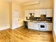 Station Road, Llanfairfechan LL33, 2 bed flat to rent,...