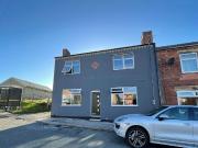 Station Road, North Wingfield S42, 3 bed end terrace...