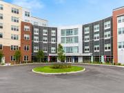 Station Row One Bedroom w/ Den