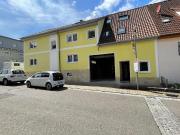 Stattliches Zweifamilien Doppelhaus mit Sauna &...