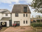 Staveley Gardens, Chiswick, W4