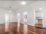 Stay Cool in This Inner Brisbane Home Air Con in Every...