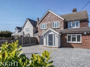 Steam Mill Road, Bradfield, 4 Bedroom Detached