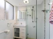 STG38 stunning 2 bedroom waterfront apartment Drummoyne