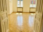 Stilaltbauwohnung mit perfekter WG Raumaufteilung