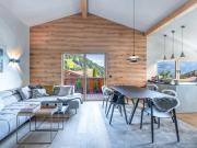 Stillvolle Dachgeschosswohnung mit Hornblick