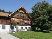 STILVOLL MIT BERG PANORAMA